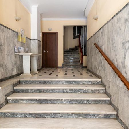 Entire Apt, 2 Bdrm, City Center 아테네 외부 사진