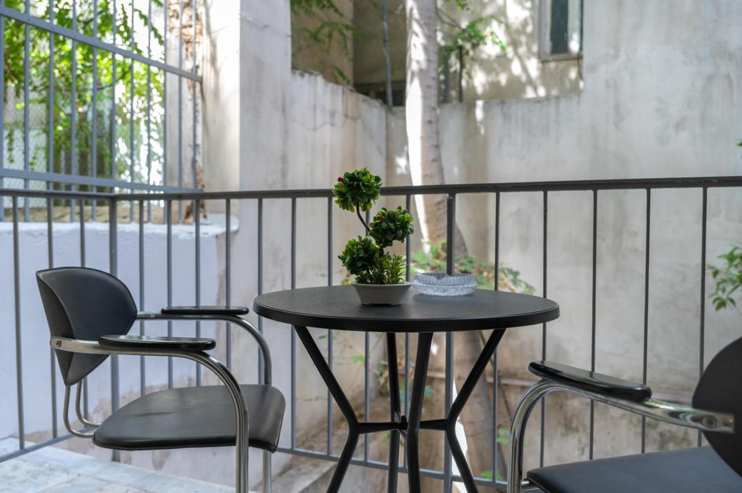 Entire Apt, 2 Bdrm, City Center 아테네 외부 사진